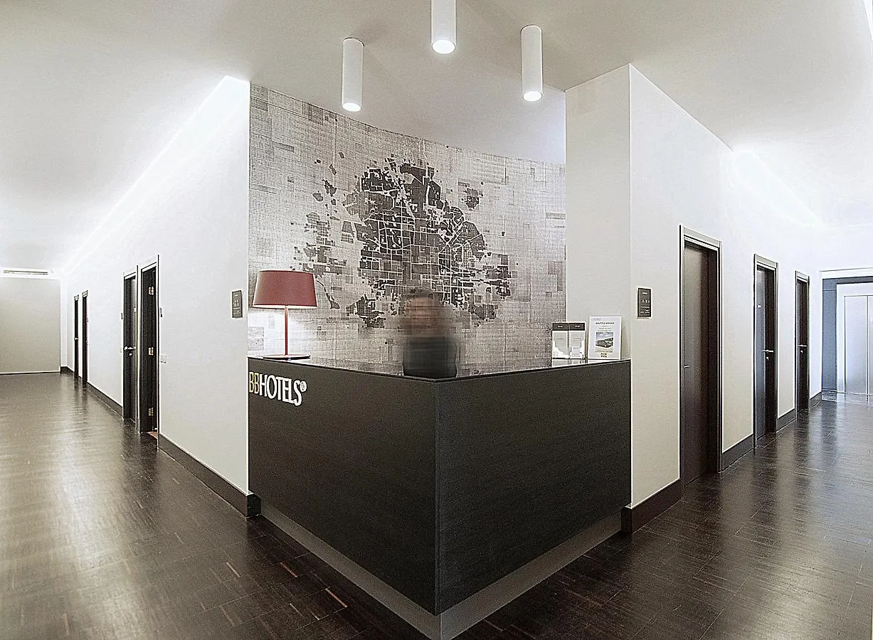 Bb Hotels Aparthotel Desuite Milan 2*,